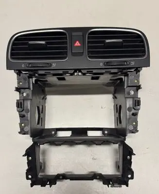 Volkswagen Golf VI Dash center air vent grill 5K0815736