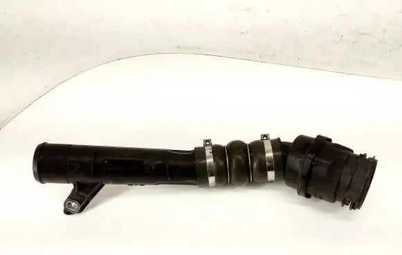 Intercooler hose/pipe