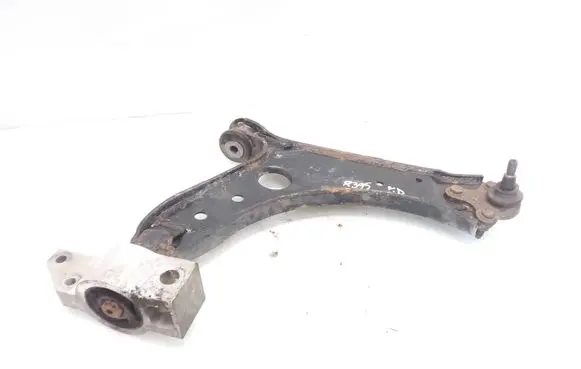 Volkswagen Golf V Front lower control arm/wishbone