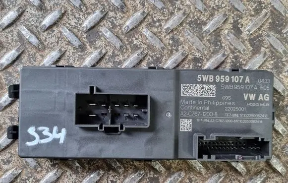 Audi Q3 F3 Other control units/modules 5WB959107A