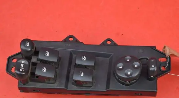Chrysler Pacifica Electric window control switch 04685980AE
