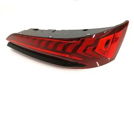 Audi Q7 4M Rear/tail lights 4M0945094J
