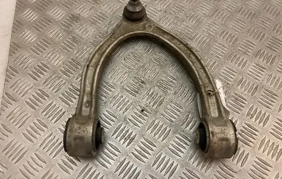 Mercedes-Benz C W205 Front upper control arm/wishbone 