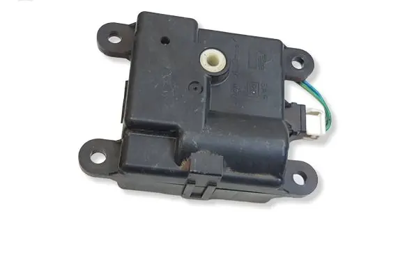 Nissan Patrol Y61 Air flap motor/actuator 2G34130840