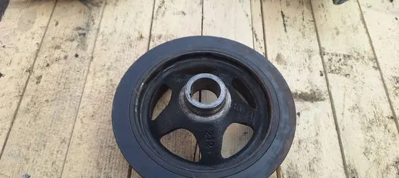 Mercedes-Benz C W203 Crankshaft pulley 