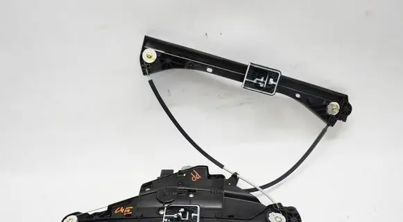 Citroen C4 III e-C4 Front door window regulator with motor 9832821580