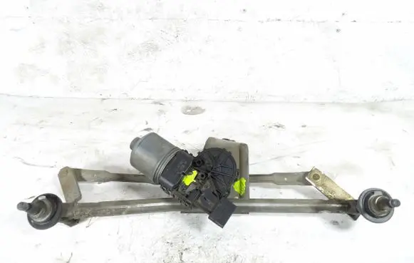 Peugeot 206 CC Front wiper linkage and motor 0390241523