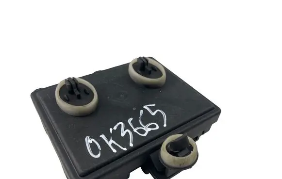 Audi TT TTS RS Mk3 8S Door control unit/module 5Q0959593K