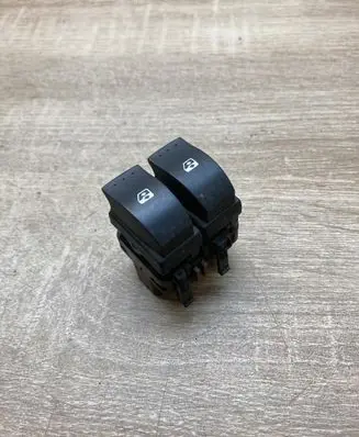 Renault Megane I Electric window control switch