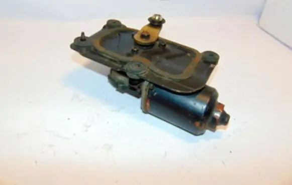 KIA Carnival Wiper motor 0K54E6734Y