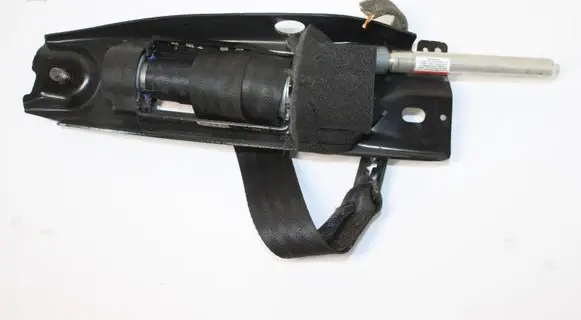 Volvo V70 Front seatbelt 6041213RHC