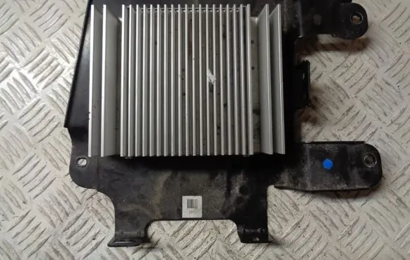 KIA Sorento Sound amplifier 963702P401