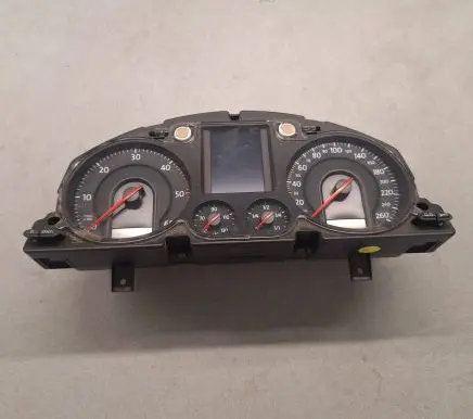 Volkswagen PASSAT B6 Speedometer (instrument cluster) 3C0920871