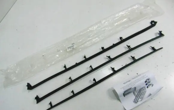 Peugeot 5008 Rear/tail light trim molding 9673593177