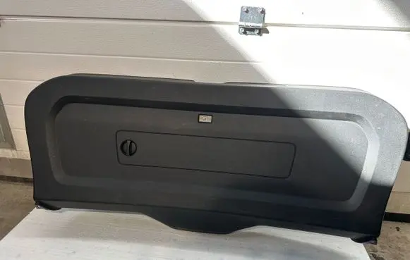 Volvo XC90 Tailgate trim 31389035 39825221 31376889