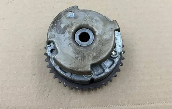 BMW 3 E90 E91 Camshaft pulley/ VANOS 7540346 7540442
