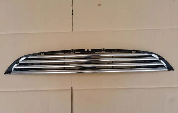 Mini One - Cooper R50 - 53 Front bumper upper radiator grill 51131490374