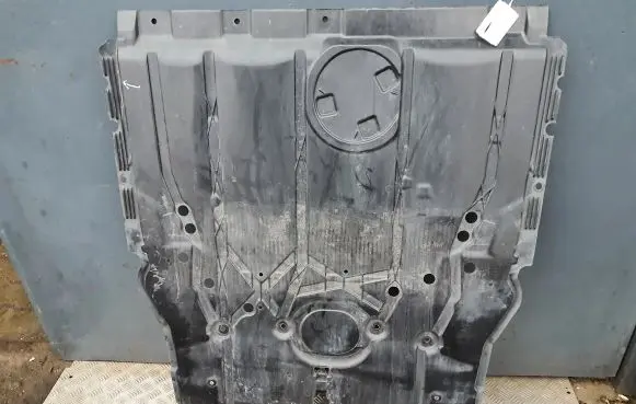 Mercedes-Benz EQB Engine splash shield/under tray A2435200200 A2435200000
