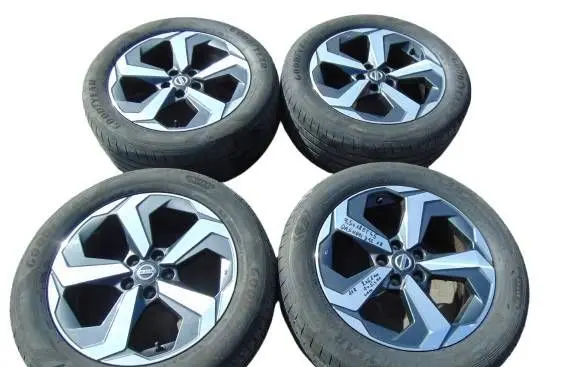 Nissan Qashqai J12 R18 alloy rim 