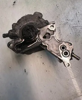 Volkswagen Golf IV Vacuum pump 038145209A