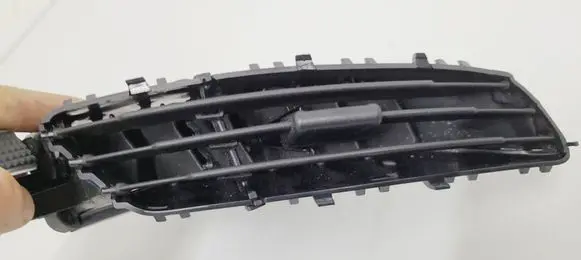 Ford Kuga II Dash center air vent grill F1cbR014L20BFW