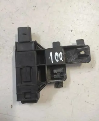 Audi A6 S6 C5 4B Other relay 8V9907525