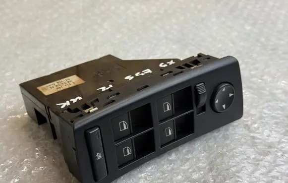 BMW X5 E53 Electric window control switch 6952798