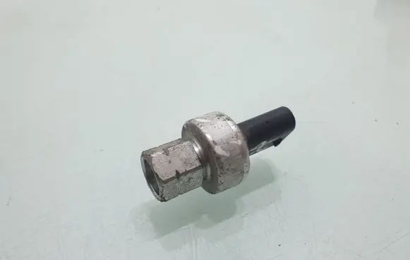 Air conditioning (A/C) pressure sensor