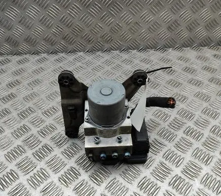 BMW 5 F10 F11 ABS Pump 6797673 6797676