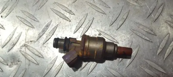 Mazda 323 Fuel injector 1955002110 195500-2110