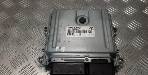 Volvo XC60 Engine control unit/module 31303388 0281015286