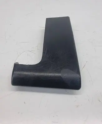 Land Rover Discovery 5 Dashboard side end trim HY3204395A