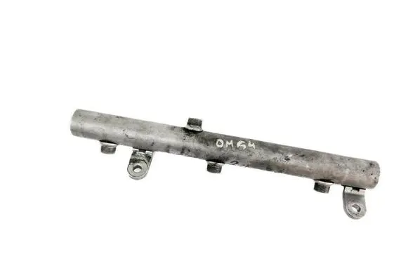 Mercedes-Benz E W211 Fuel main line pipe A6420700695 A6420700695002 052940067