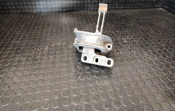 Skoda Kamiq Engine mount bracket 2Q0199262BK