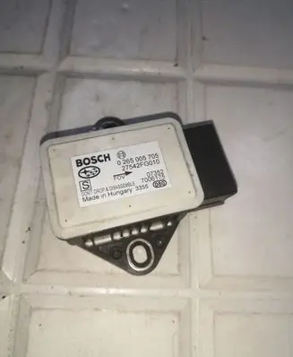 Subaru Forester SH Yaw turn rate sensor 0265005705 27542FG010