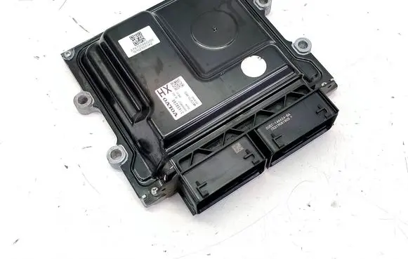 Volvo XC60 Engine control unit/module 31459298