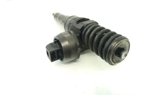 Skoda Octavia Mk2 (1Z) Fuel injector 038130073BQ 0414720312