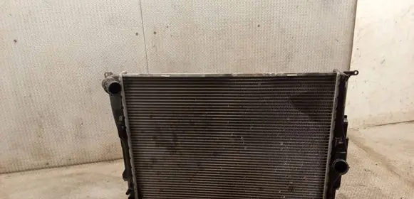 BMW 1 E81 E87 Coolant radiator 7521931 7553111