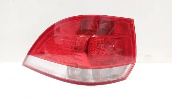 Volkswagen PASSAT B7 Rear/tail lights 1K9945095A 1K9945111A
