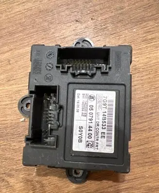 Volvo V70 Door control unit/module 7G9T14B533EE 0507914400 14C235EB