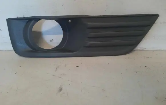 Ford Focus C-MAX Front bumper corner part panel trim 4M51-19952-A