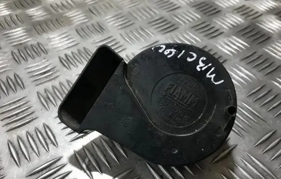 Mercedes-Benz E W210 Horn signal 0045423220