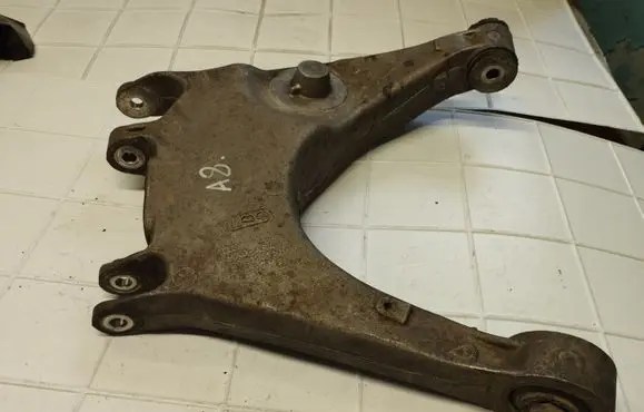 Audi A8 S8 D2 4D Rear upper control arm/wishbone 4D0511515H