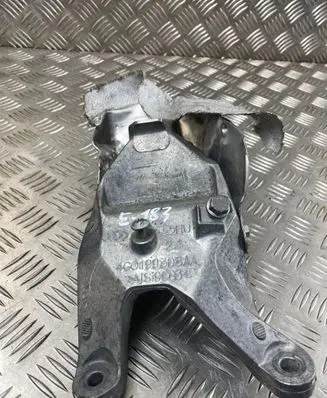 Audi A6 S6 C7 4G Engine mounting bracket 4G0199308AA