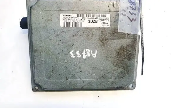 Ford Focus Engine control unit/module 6m5112a650aab 6m51-12a650-aab