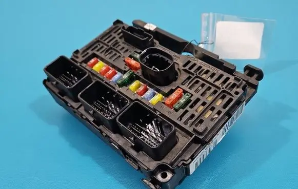 Peugeot 807 Central body control module 9658539680 IMPRK1533150