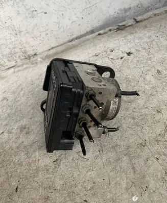 Volkswagen Golf VII ABS Pump 5Q0907379