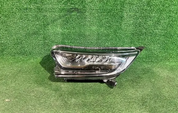 Honda CR-V Headlight/headlamp