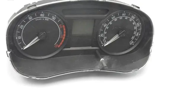 Skoda Fabia Mk2 (5J) Speedometer (instrument cluster) A2C53319706