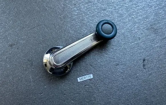 Nissan Patrol 160 Front door window winding handle 80760C7101